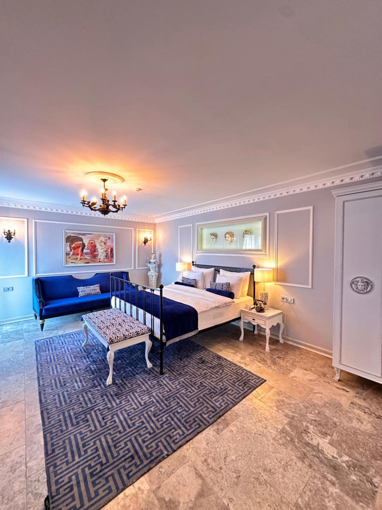 Hotel Ephesus 2*