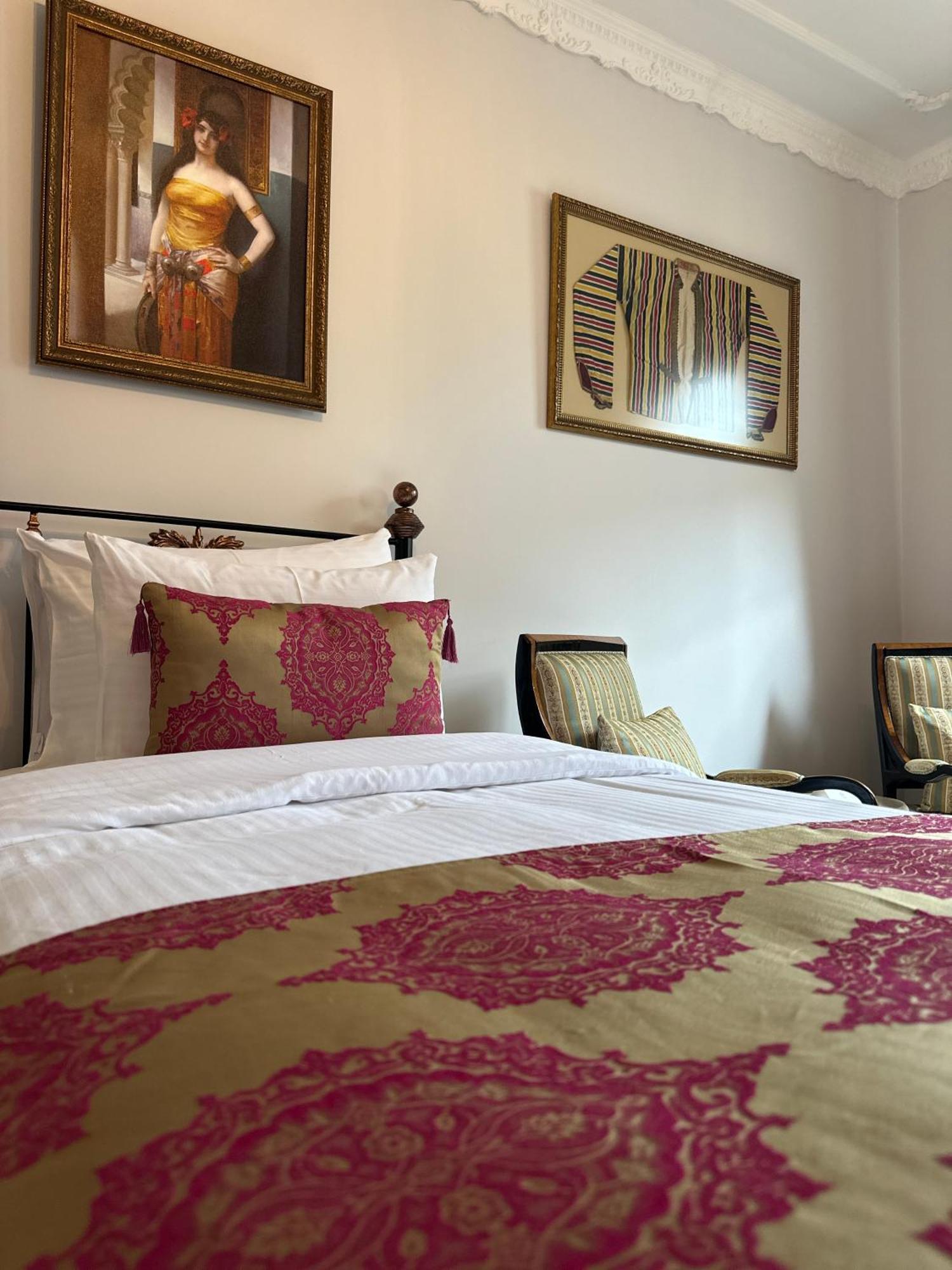 Ephesus Hotel 2*