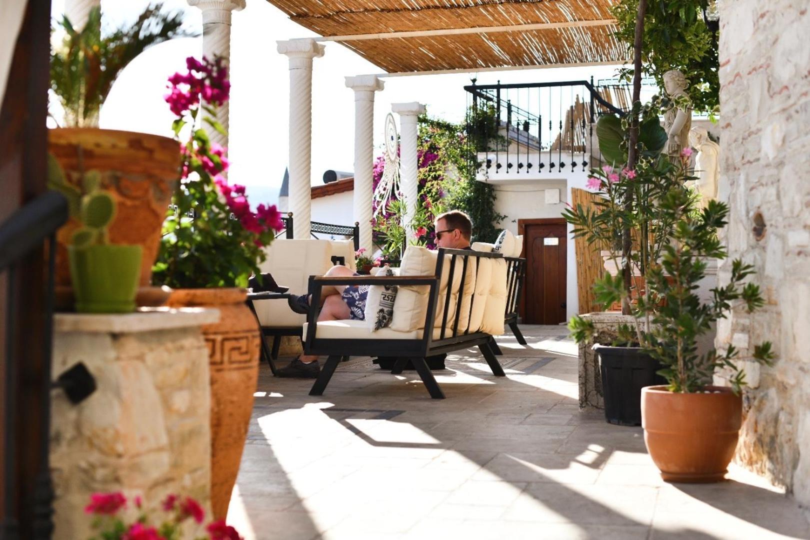 Ephesus Hotel
